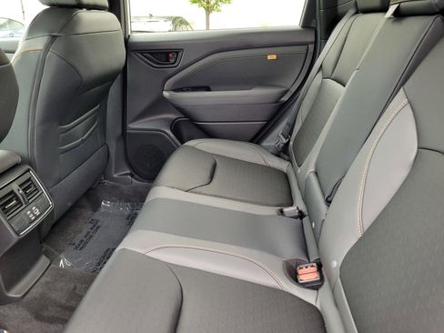 New 2026 Subaru Forester Wilderness AWD/4WD image 13