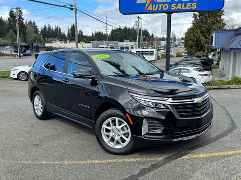Used 2024 Chevrolet Equinox LT image 2
