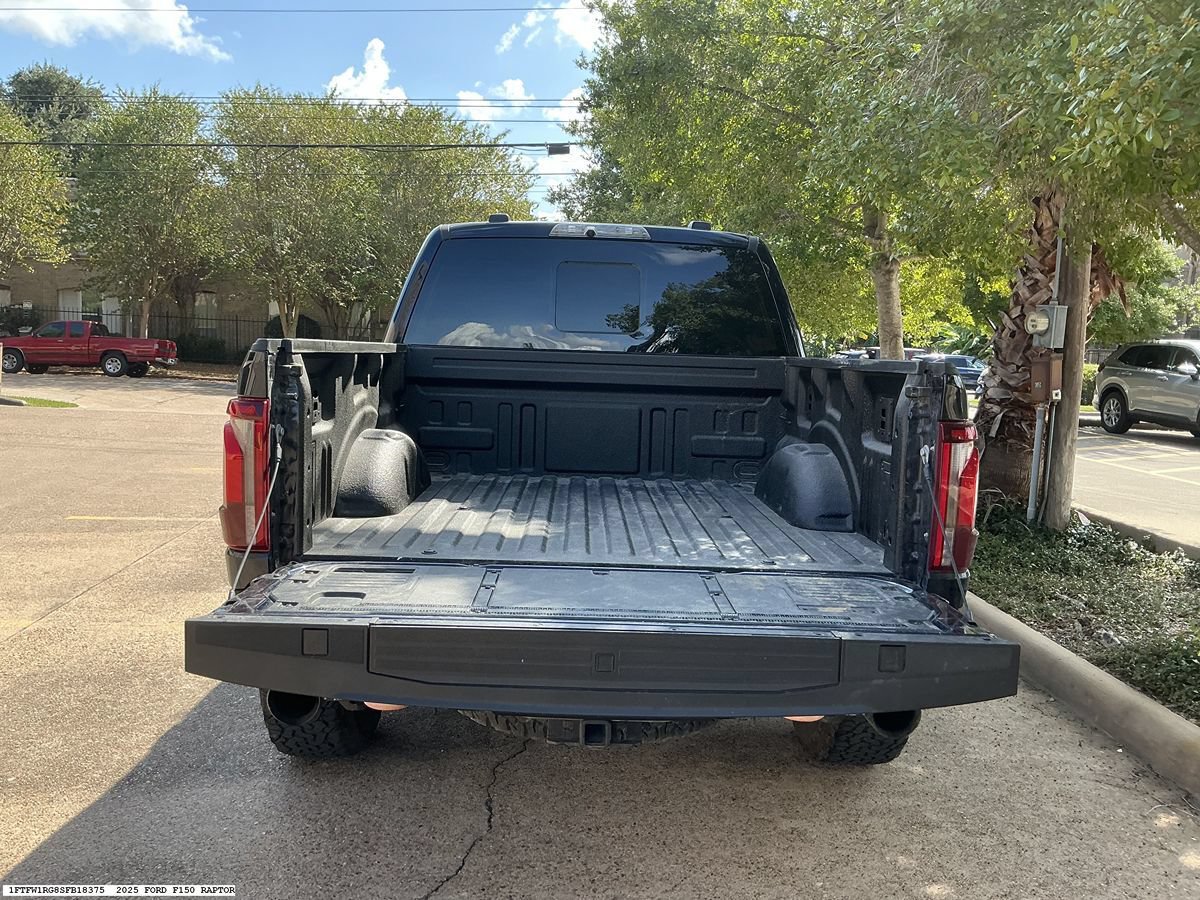 Used 2025 Ford F150 Raptor AWD/4WD image 12