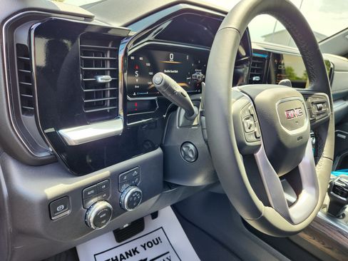 New 2026 GMC Sierra 1500 SLT w/ SLT Premium Plus Package AWD/4WD image 17