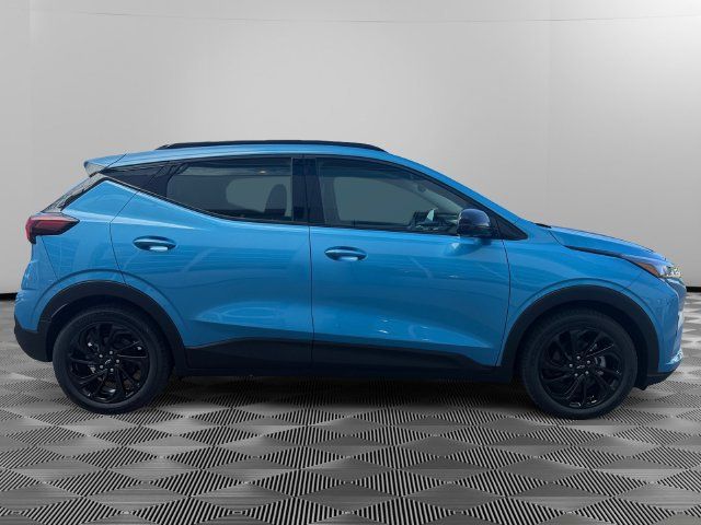 Certified 2027 Chevrolet Bolt RS w/ Technology Package FWD image 6