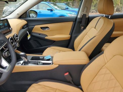 New 2025 Nissan Sentra SV w/ SV Premium Package image 8