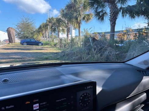 Used 2025 Kia K4 LXS image 36