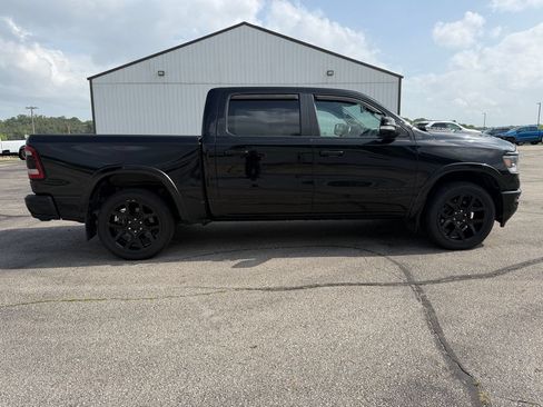 Used 2019 RAM 1500 Laramie AWD/4WD image 4