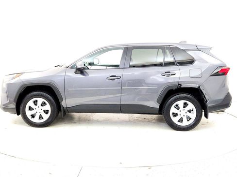 Used 2024 Toyota RAV4 LE image 5