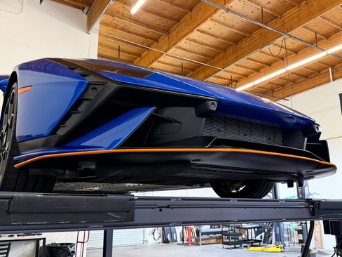 Used 2023 Lamborghini Huracan Tecnica RWD image 88