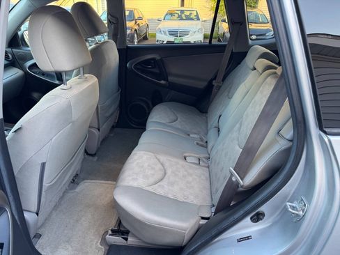 Used 2010 Toyota RAV4 4WD image 13