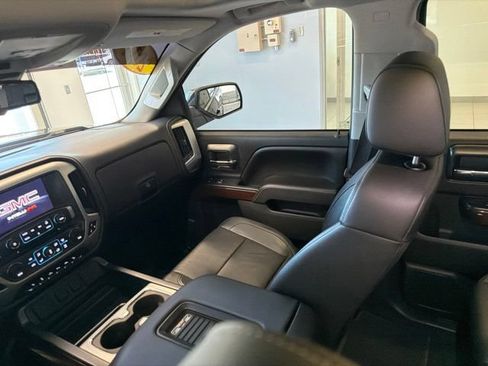 Used 2017 GMC Sierra 1500 SLT AWD/4WD image 33