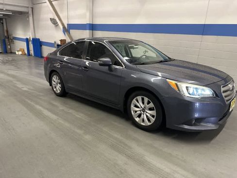 Used 2016 Subaru Legacy 2.5i Premium image 5
