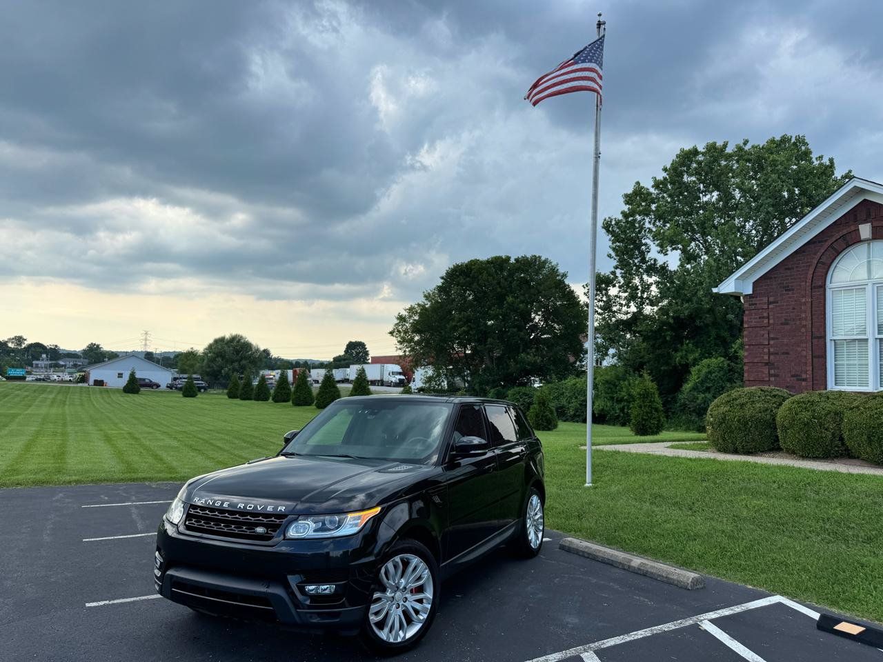 Used 2015 Land Rover Range Rover Sport Supercharged AWD/4WD image 1