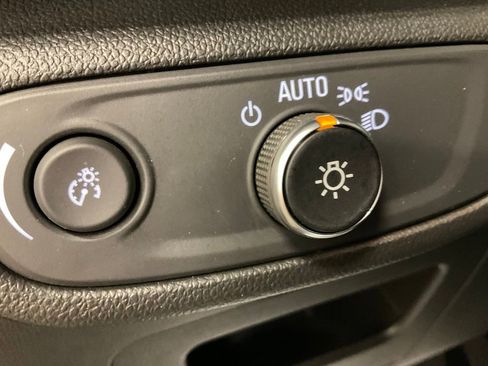 Used 2023 Chevrolet TrailBlazer LS image 14