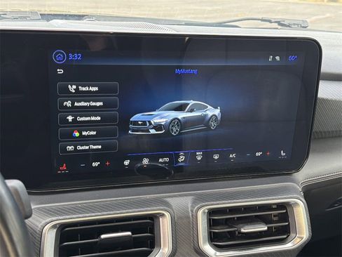 Used 2024 Ford Mustang Premium image 16