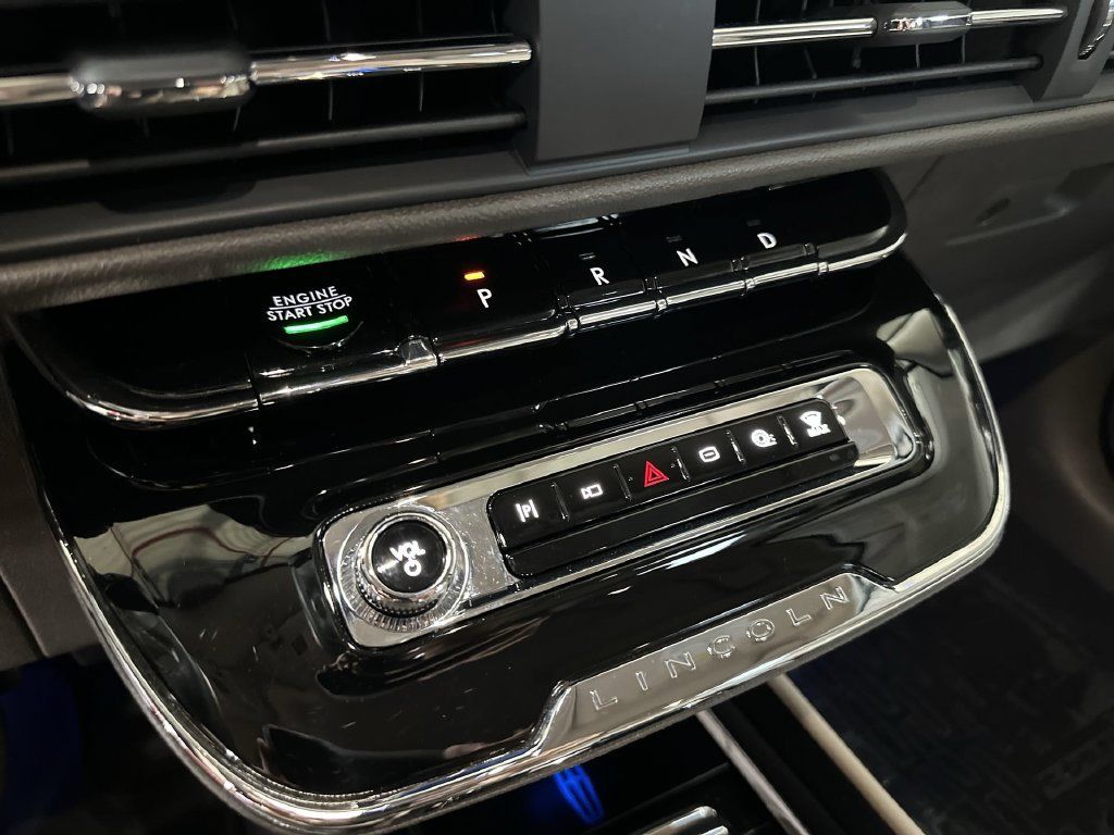 Certified 2024 Lincoln Corsair Grand Touring w/ Equipment Group 301A AWD/4WD image 23
