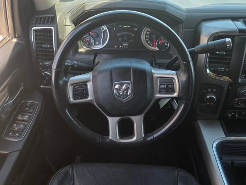 Used 2018 RAM 2500 Laramie w/ Sport Appearance Group AWD/4WD image 9