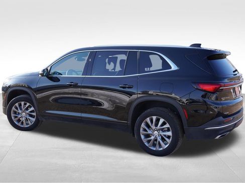Certified 2025 Buick Enclave Preferred image 8