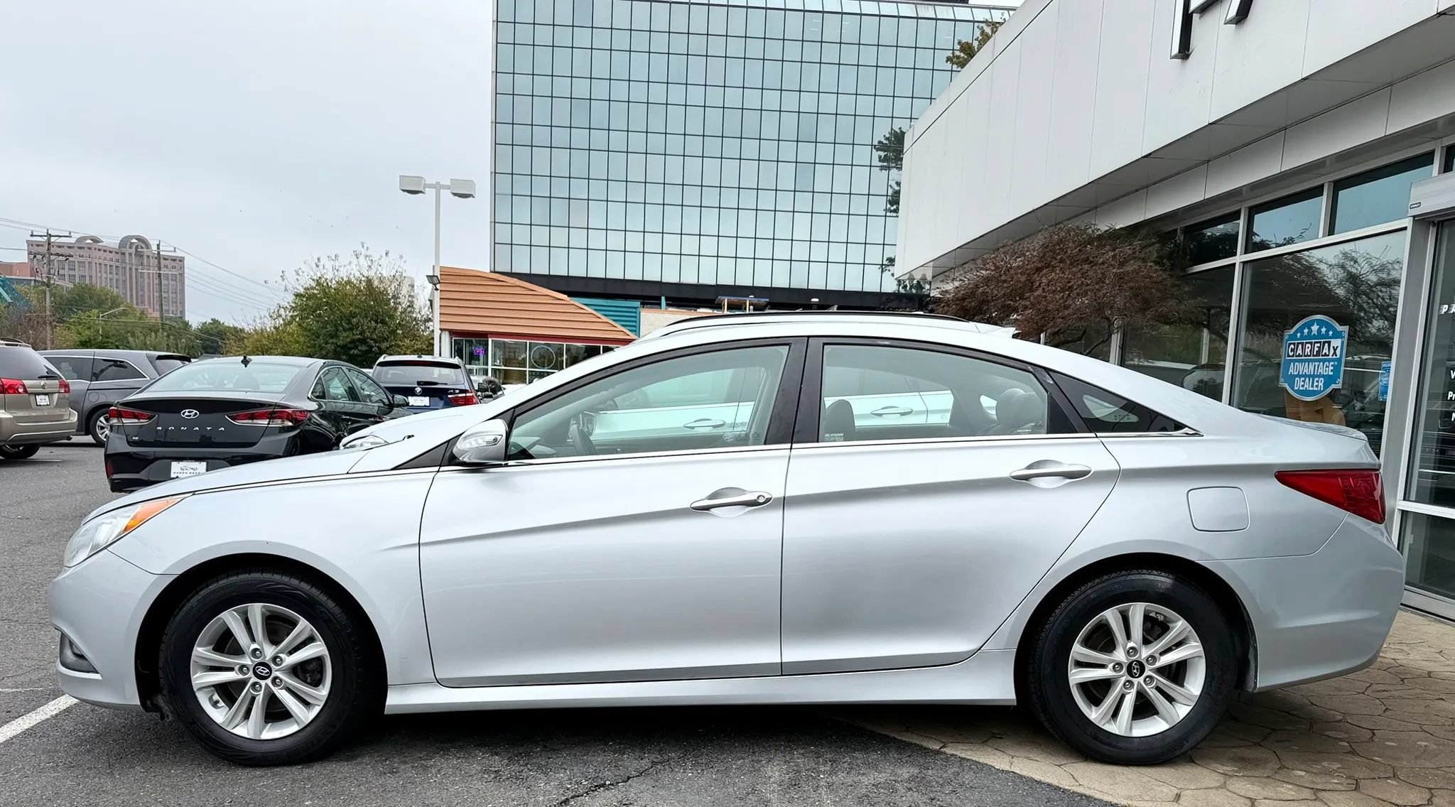 Used 2014 Hyundai Sonata GLS w/ Popular Equipment Group 2 FWD image 4