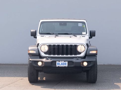 Used 2024 Jeep Wrangler Sport AWD/4WD image 13