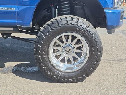 Used 2022 Ford F350 Limited AWD/4WD image 34