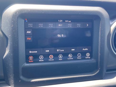 Used 2022 Jeep Gladiator Overland AWD/4WD image 26