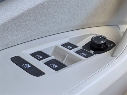 New 2026 Volkswagen Jetta SE image 30