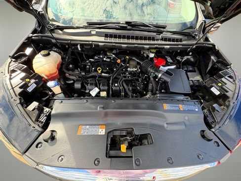 Used 2019 Ford Edge SE image 42