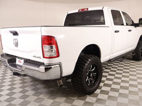 Used 2023 RAM 2500 Tradesman w/ Chrome Appearance Group AWD/4WD image 19