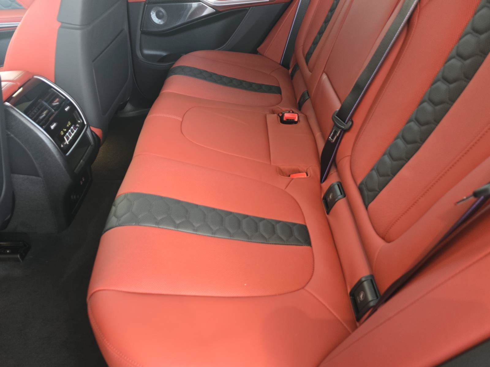 New 2026 BMW X5 M Competition w/ Executive Package AWD/4WD image 14