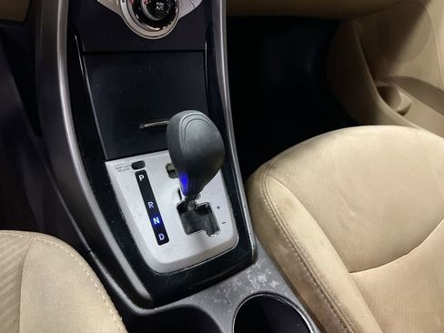 Used 2011 Hyundai Elantra GLS w/ Preferred Equipment Pkg 3 image 16