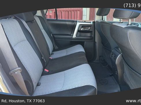 Used 2016 Toyota 4Runner SR5 image 31