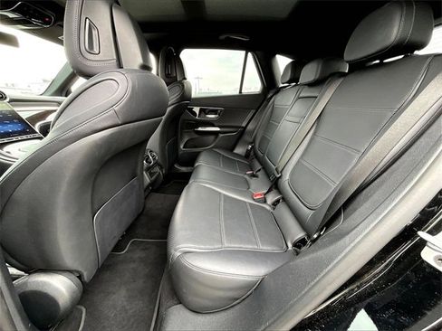 Used 2023 Mercedes-Benz GLC 300 GLC 300 image 14