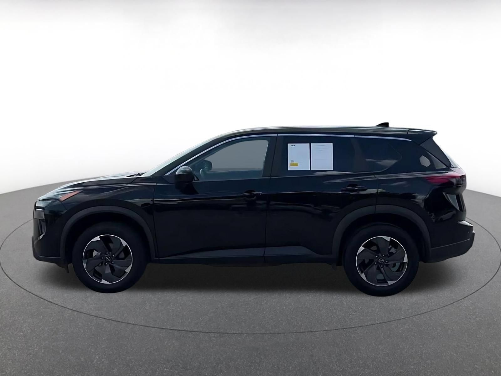 Used 2026 Nissan Rogue SV AWD/4WD image 8