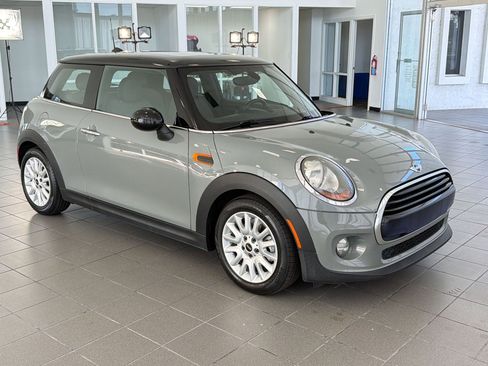 Used 2016 MINI Cooper 2-Door Hardtop FWD image 7