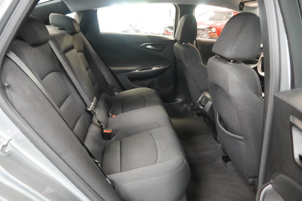Used 2024 Chevrolet Malibu LT FWD image 31