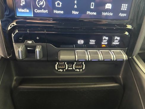 Used 2022 RAM 2500 Big Horn w/ Towing Technology Group B AWD/4WD image 50