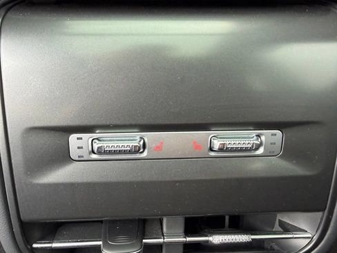 Used 2024 Lincoln Nautilus Reserve w/ Equipment Group 203A AWD/4WD image 21
