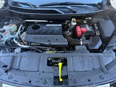 Used 2025 Nissan Rogue SV image 26
