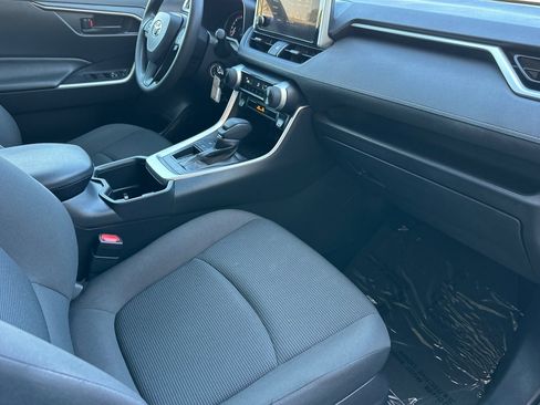 Certified 2025 Toyota RAV4 LE image 15