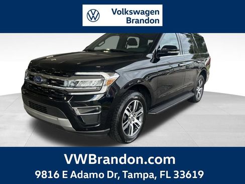 Used 2024 Ford Expedition Limited image 1