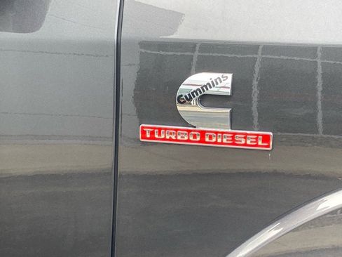 Used 2024 RAM 2500 Limited image 27