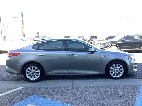 Used 2018 Kia Optima EX w/ Premium Package image 28