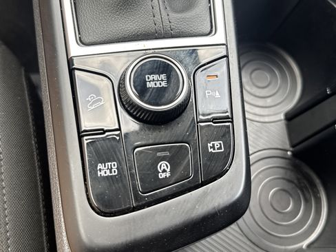 Used 2023 Kia Sportage LX image 15