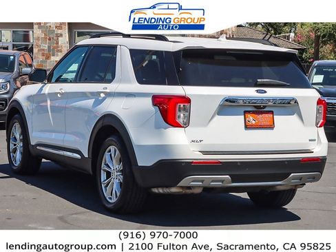 Used 2020 Ford Explorer XLT w/ Equipment Group 202A image 2