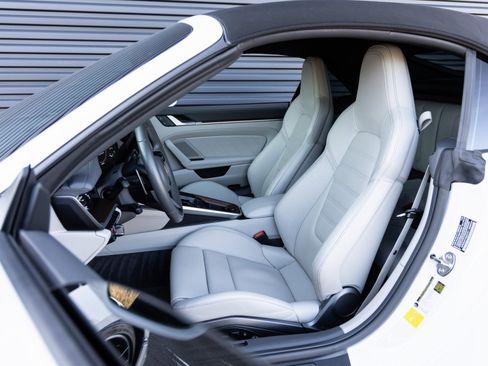 Used 2024 Porsche 911 Turbo S image 5