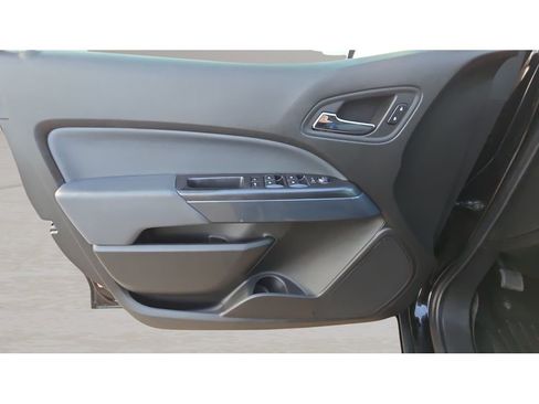 Certified 2015 Chevrolet Colorado Z71 image 26