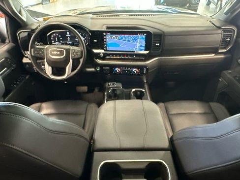 Used 2024 GMC Sierra 1500 Elevation w/ Elevation Premium Package AWD/4WD image 15