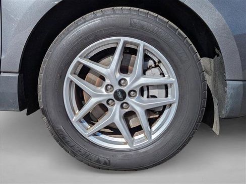 Used 2024 Ford Edge SEL image 23
