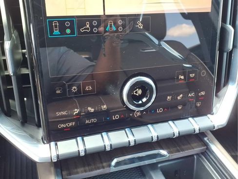 New 2026 GMC Acadia Denali Ultimate w/ LPO, Floor Liner Package FWD image 10