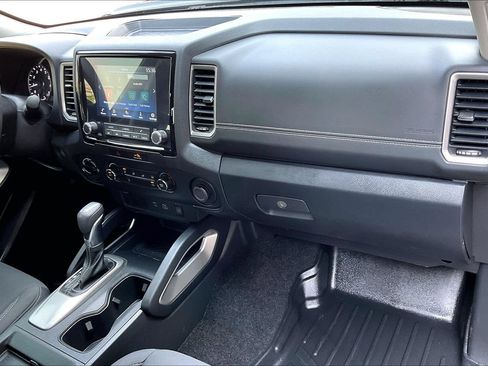 Used 2022 Nissan Frontier SV AWD/4WD image 22