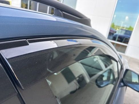 Used 2024 Subaru Crosstrek 2.0i Premium AWD/4WD image 9