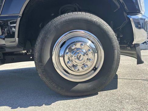 Used 2024 Ford F350 XL AWD/4WD image 12